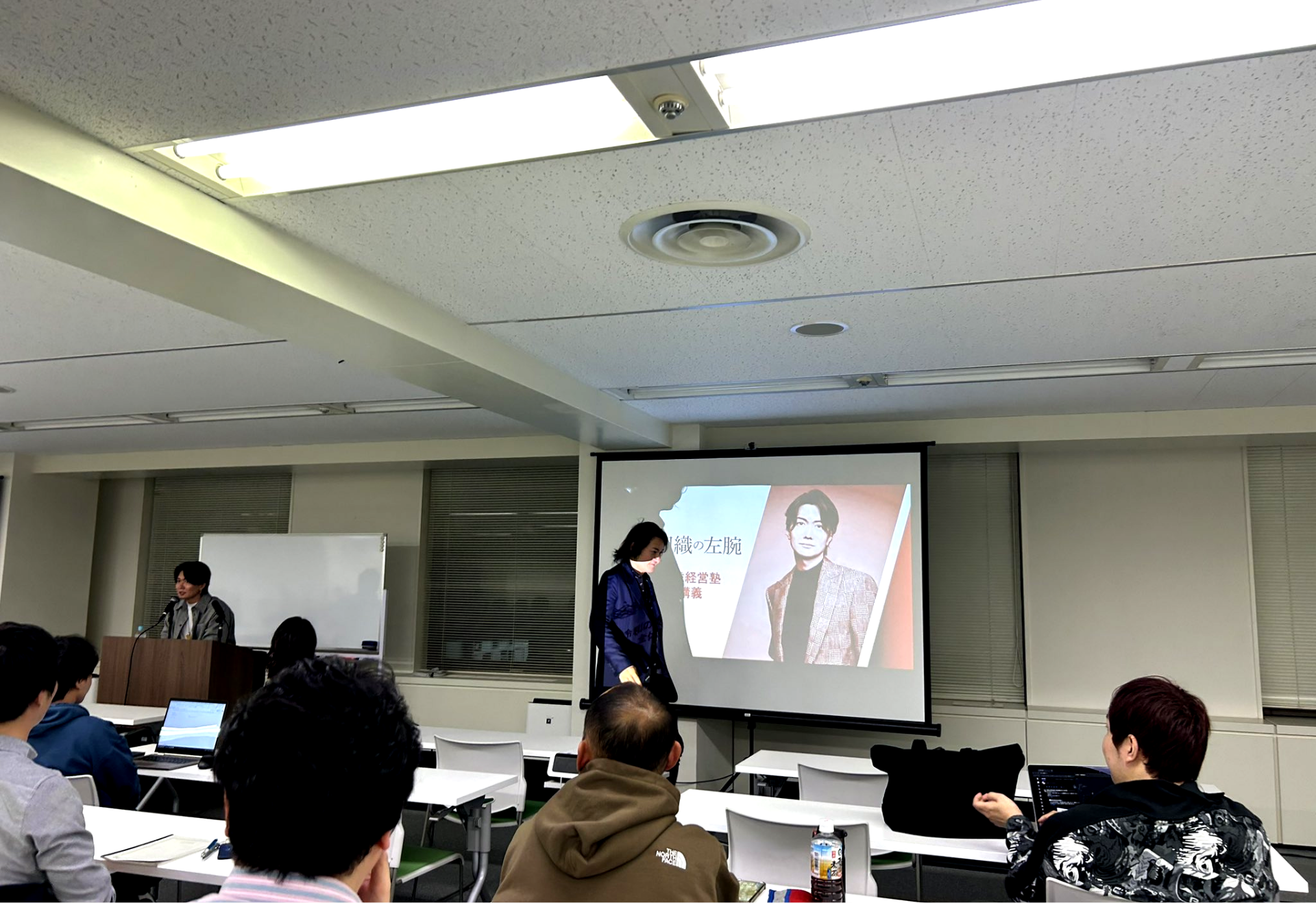 多彩なオプションクラスで専門的な知識をダイレクトに取得